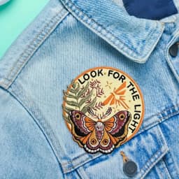 1PC Look For Light Moth Embroidered Patch Nature Animal Inspiring Badge Gift Iron On Patches For Clothing Cap Jacket Trucker Hat