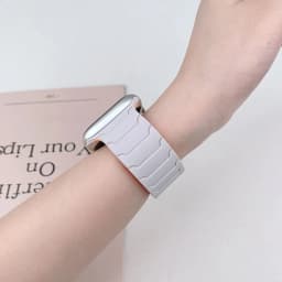 Magnetic Strap Silicone Bracelet For Apple Watch ultra 3 2 49mm 45mm 44mm 40mm 42mm 46mm 41mm 38mm IWatch Series 11 10 SE 9 8 7