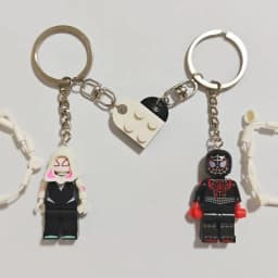2pcs Beautiful Handmade 3D Cartoon Spider Gwen Couple Keychain Matching Anime Keyring Charms for Lovers Backpack Christmas Gifts