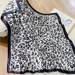 2022 Design brand foulard Neckerchief Shawl Wraps Print Silk Satin Scarf square Women Muslim Hijab Elegant Headband Bandana