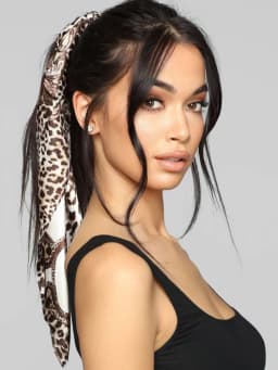 2022 Design brand foulard Neckerchief Shawl Wraps Print Silk Satin Scarf square Women Muslim Hijab Elegant Headband Bandana