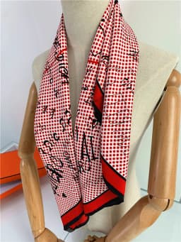 90cm Manual Hand Rolled Twill Silk Scarf Women LOVE YOU Print Curled Square Scarves Wraps Echarpe Foulards Femme Bandana Hijab