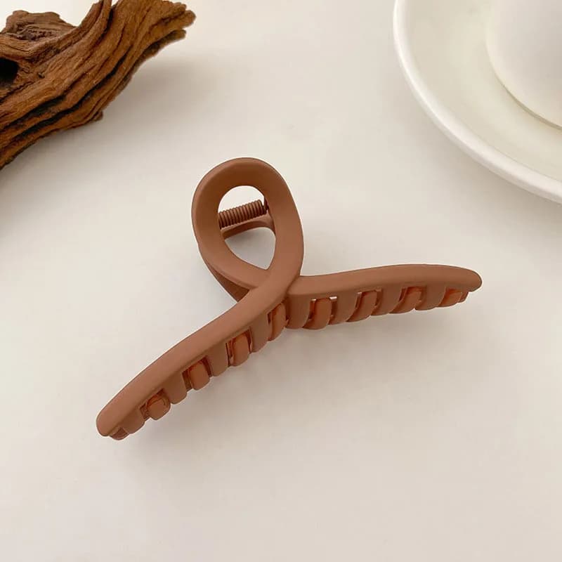 Women Elegant Brown Beige Flower Geometric Hair Claw Lady Temperament Solid Hair Clip Toothed Hairpin Fashion Hair Accessories