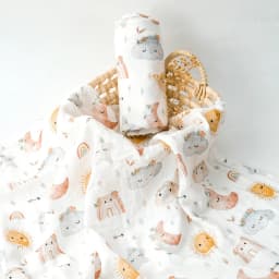Elinfant Popular Digital Print Bamboo Cotton Muslin Swaddle Blankets High Quality 120*110cm Newborn Baby Bath Towel Wrap