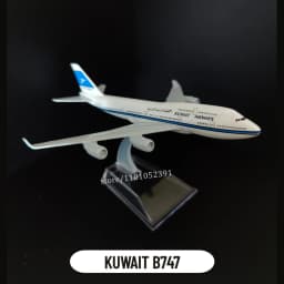 Scale 1:400 Metal Aircraft Replica Emirates Airlines A380 B777 Airplane Diecast Model Aviation Plane Collectible Toys for Boys