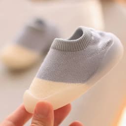 Baby Shoes First Walkers Comfortable Boys Girls Kids Rubber Soft Non-Slip Sole Floor Shoes Knit Booties