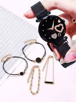5pcs Women's Fashion Starry Sky Love Absorbent Iron Mesh with Quartz Watch+Bracelet Combination Set
