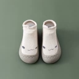 Baby walking shoes with soft soles, anti slip and breathable socks, indoor and outdoor boys and girls odor resistant floor shoes