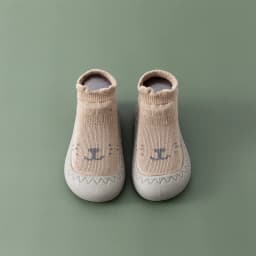 Baby walking shoes with soft soles, anti slip and breathable socks, indoor and outdoor boys and girls odor resistant floor shoes