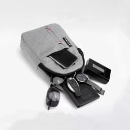 Fashionable and Trendy Lightweight Single Minimalist Shoulder Crossbody Bag for Men with Large Capacity for Leisure and Sports