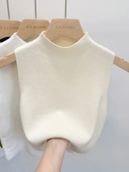 2024 Women Knitted Tank Top Summer Fall Slim Sweater Short Sleeveless Solid Spring Autumn Sweaters Pullovers