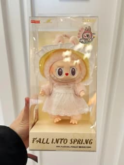 Popmart Labubu The Monsters Serie Blind box Manga Figurine Collection Cute Doll Collect Desktop Decoration Birthday Girl Gifts