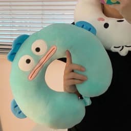 Sanrio Cute U-shaped Neck Pillow Hello Kitty Purin Pochacco Portable Nap Pillow Perfect for Neck Support Kuromi Plush Toy